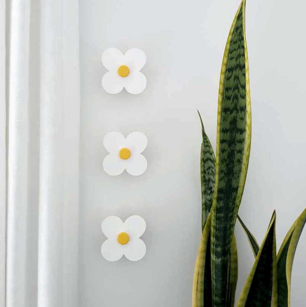 Daisy Wall Hooks for outdoors (set of 3) - LisaSarah Steel Designs NZ