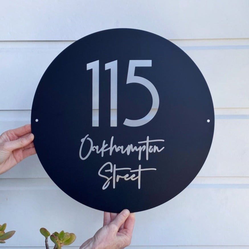 Round Modern Custom Address Sign NZ. 