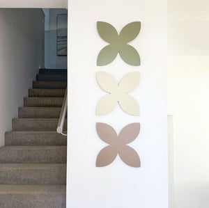 Wall Art - Modern Wall Art shown in entryway of Mairangi Bay home.  NZ artists Lisa Turley