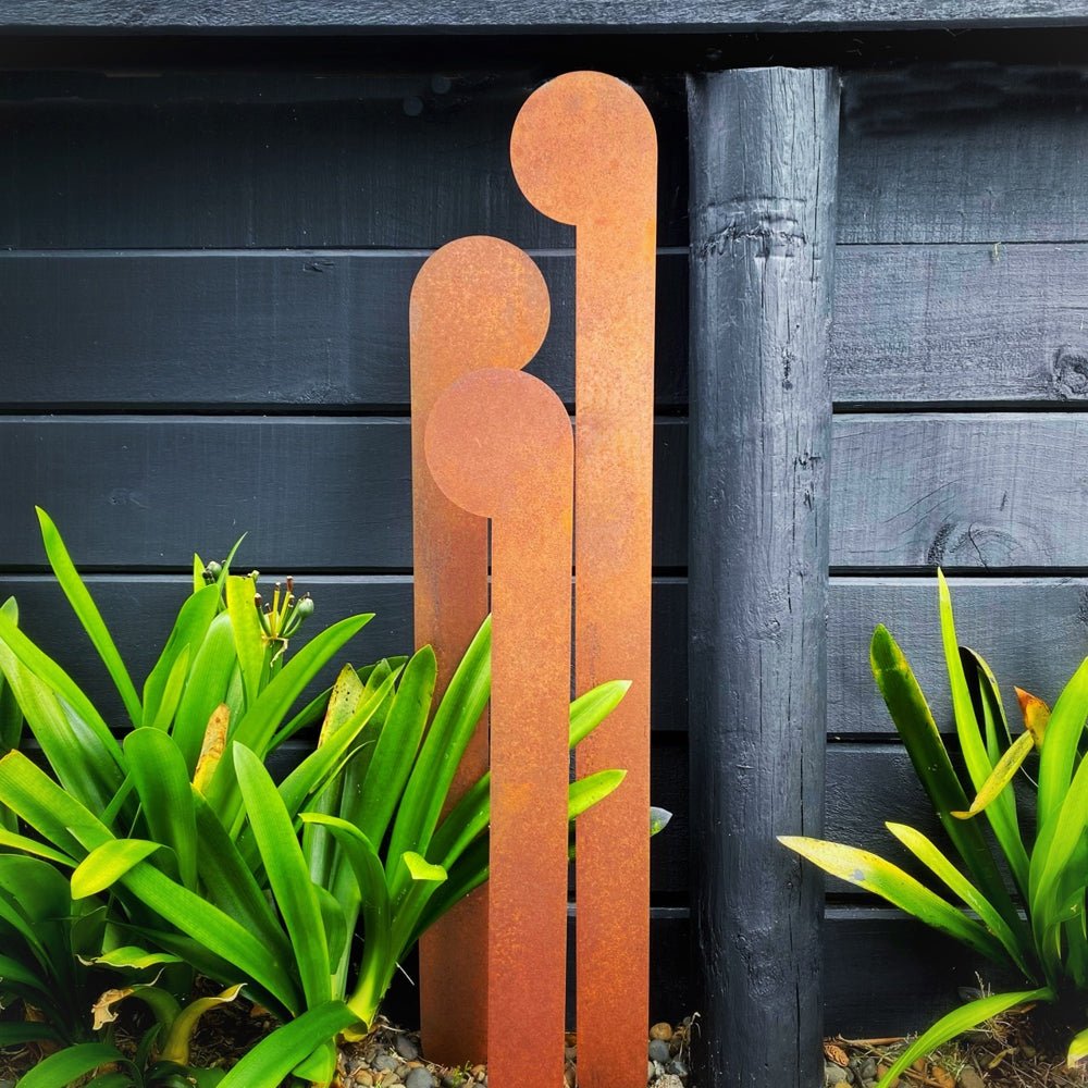 Corten steel NZ garden sculpture by LisaSarah Steel Designs