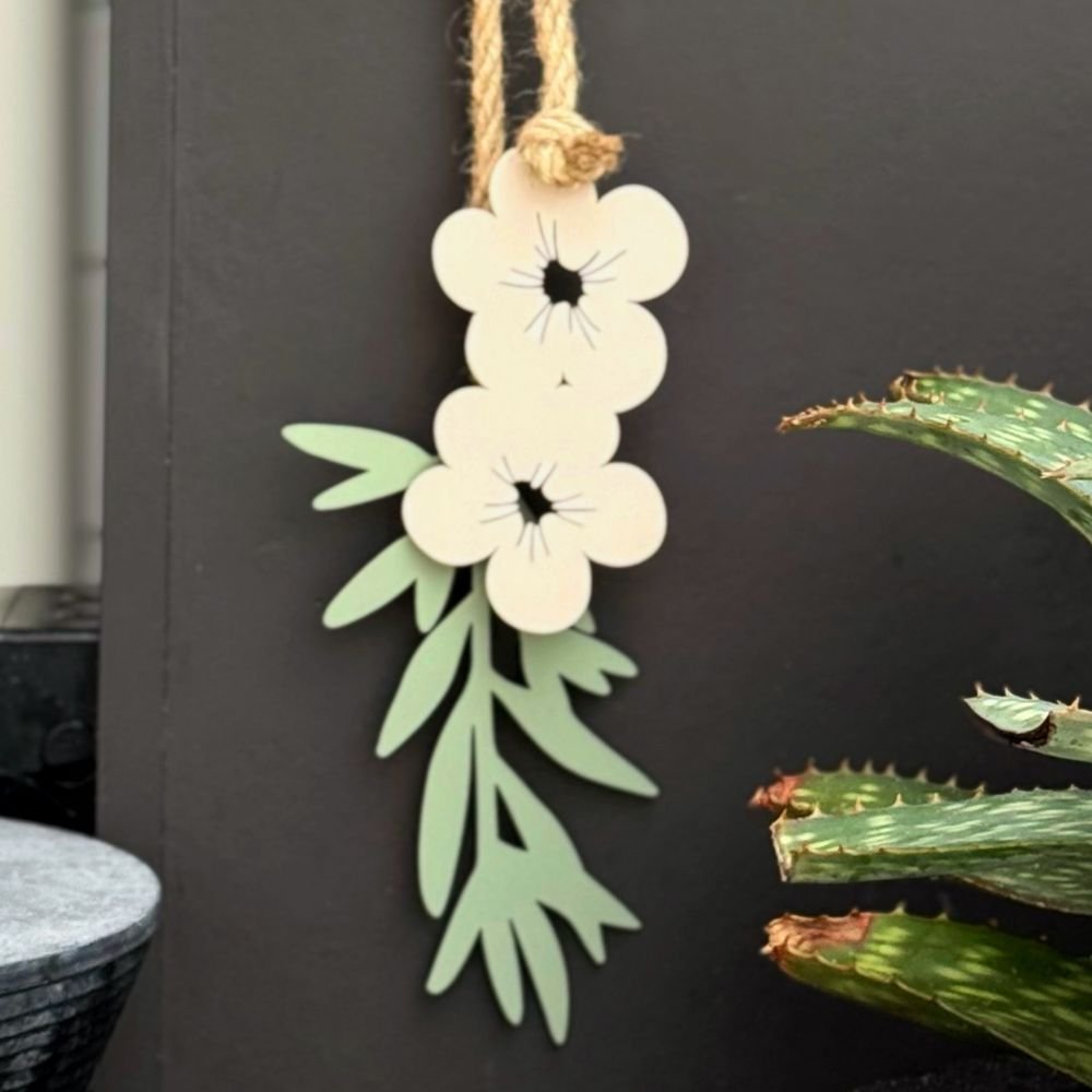 NZ Gift of pretty pink Manuka Wall Hanging.