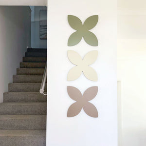 Wall Art - Modern Wall Art shown in entryway of Mairangi Bay home.  NZ artists Lisa Turley