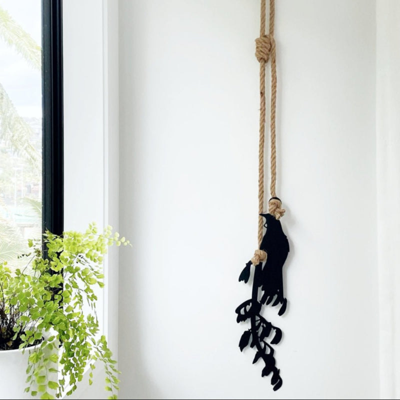NZ Tui Bird wall art for indoor and outdoor spaces - modern & timeless designs. 