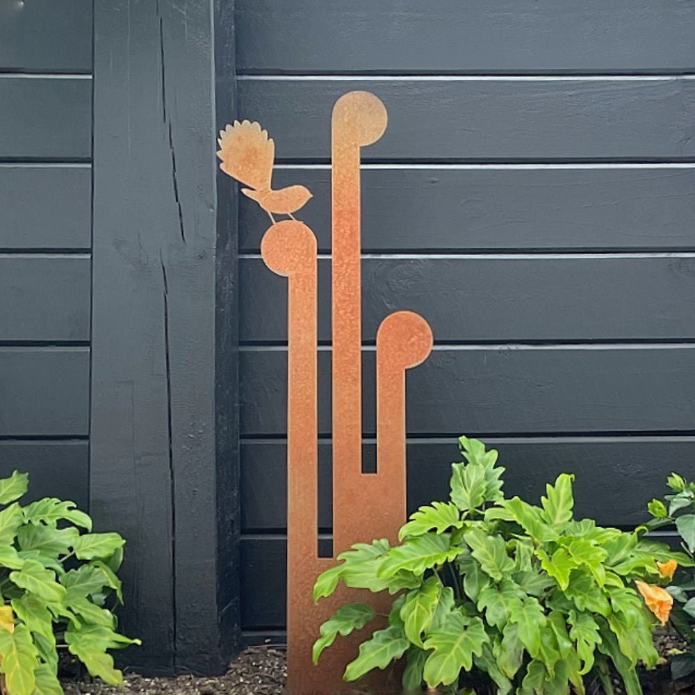 Garden Art. Fantail bird stake garden art NZ